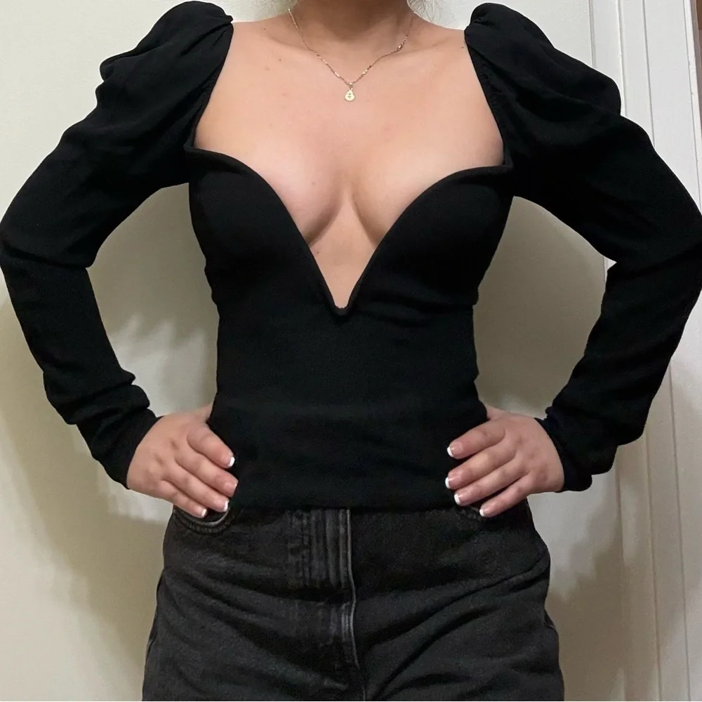 Reformation chic black